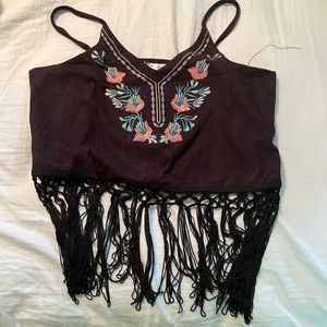 Cute crop top, never worn.